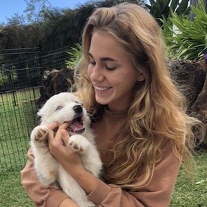 Meet your Posher, Christiane